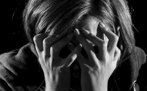 心情烦躁焦虑(心情烦躁焦虑易怒想哭是什么原因)