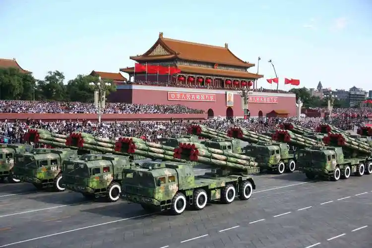 中国60周年 阅兵高清图片_中国阅兵仪式 60周年_阅兵式2019中国70周年