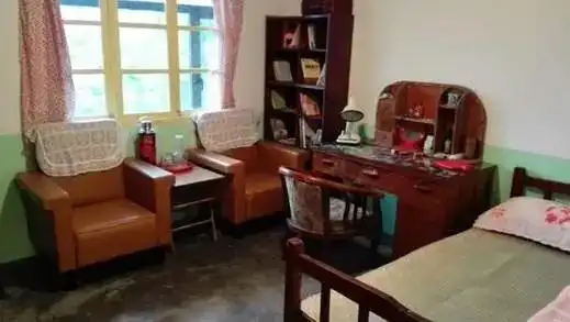 1988年·左右沙发实拍老照片左右经典老沙发新征程如今,新时代的到来