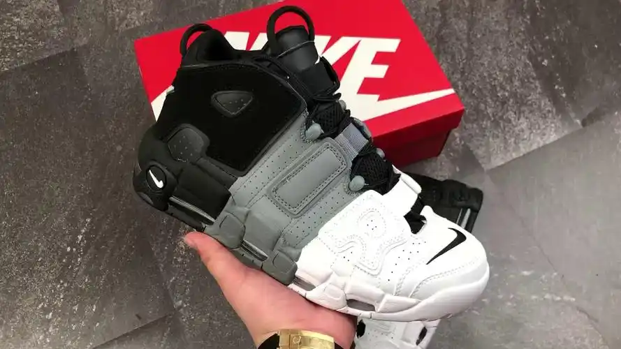 『纯原』 more uptempo white 黑白灰 皮蓬 大air 拼接921948-002