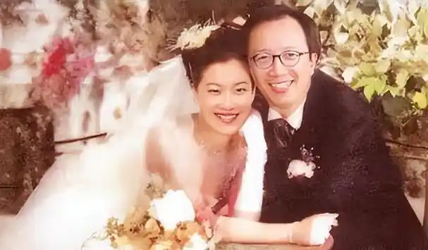 "跳水女皇"伏明霞,郭晶晶:同样嫁香港豪门,婚姻都有遗憾