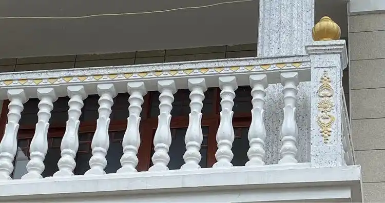 新农村欧式阳台栏杆罗马柱模具护栏现浇灌水泥花瓶柱围栏建筑模板方