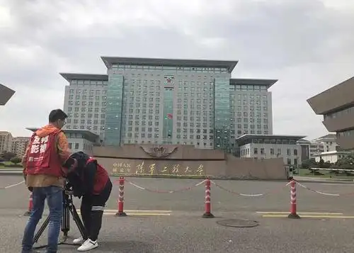 中国人民解放军陆军工程大学宣传片隆重开机