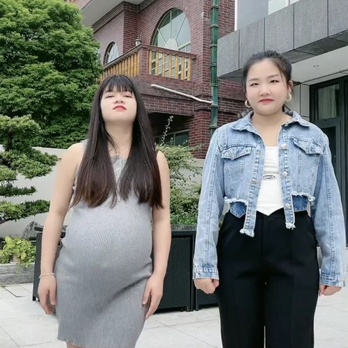 原创网红陈三废26岁妻子官宣怀五胎去年4月生四胎全部母乳喂养