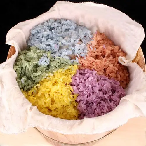 五彩米花米饭纯植物染色云南特产彩色大米粽子饭团七彩五色糯米饭