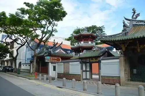 天福宫是新加坡最大的寺庙.