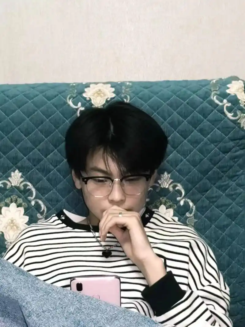 我的阳光男孩 十四岁啦!愿你的今天比昨天更美好,愿你的 - 抖音