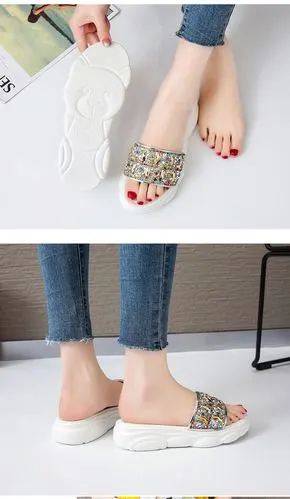 达芙妮 女士厚底凉拖鞋夏季外穿小熊ins仙女风厚底凉拖鞋女时尚2021