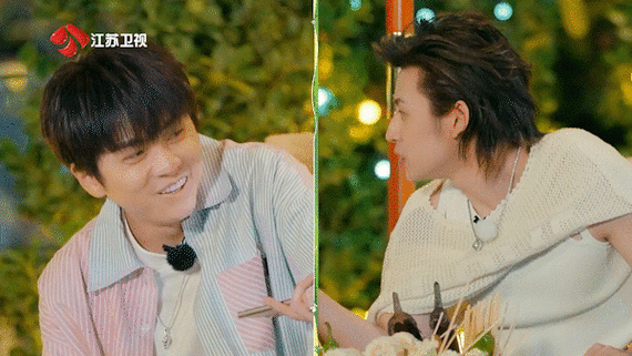 小鬼问武艺爱他吗