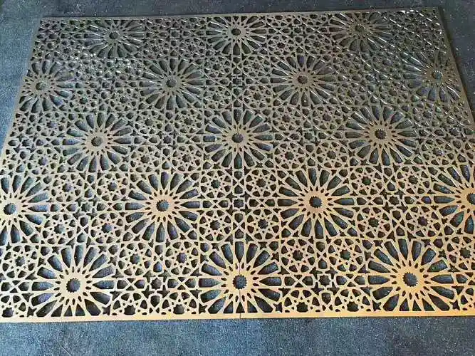 青古铜铝板雕刻镂空屏风造型时尚典雅