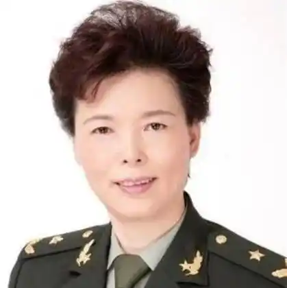 体育界中的第一位女将军,退役后患癌去世,骨灰中发现多枚钢钉_陈招娣