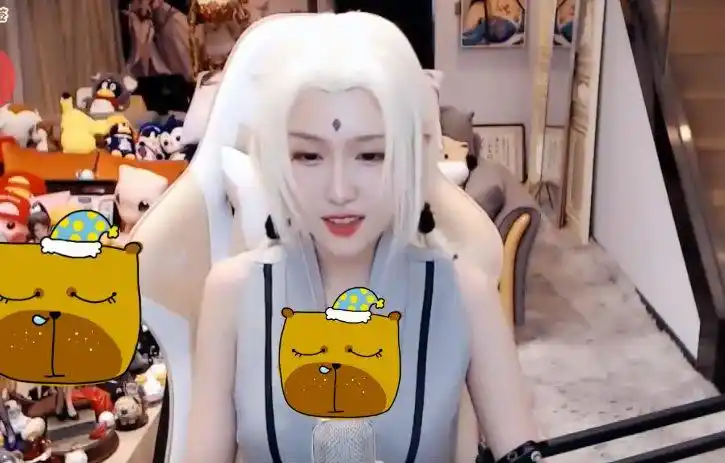 【一点资讯】腐团儿神还原cos纲手,美照放出:不愧是二次元一姐 www.yi