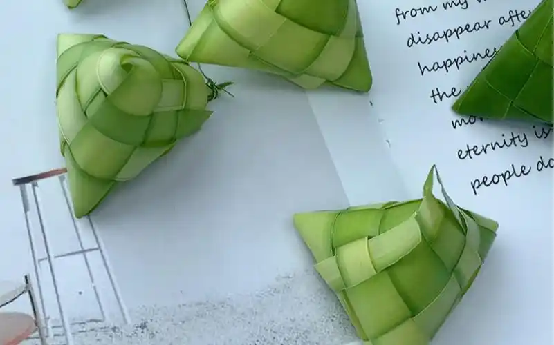 端午节要到了,用棕榈叶编织一个好看的三角粽子_哔哩哔哩_bilibili