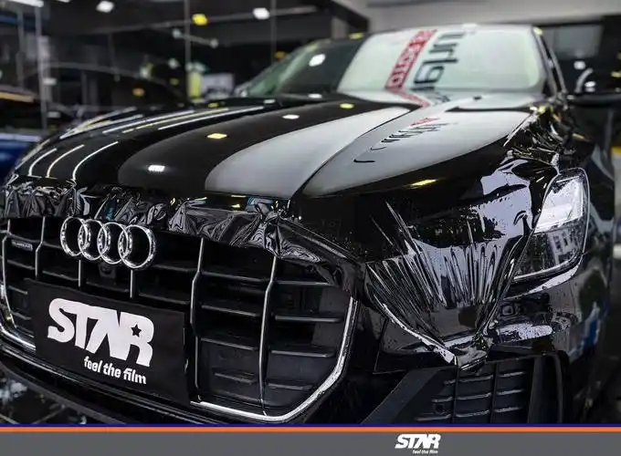 奥迪q8贴改色膜亮黑车身改色贴膜star星魔华东运营中心效果展示