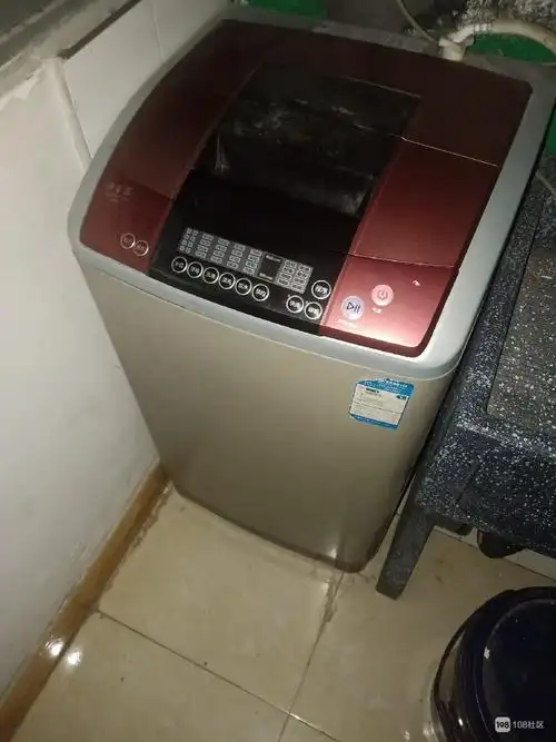 【转卖】海尔神童王洗衣机7.5公斤,8成新