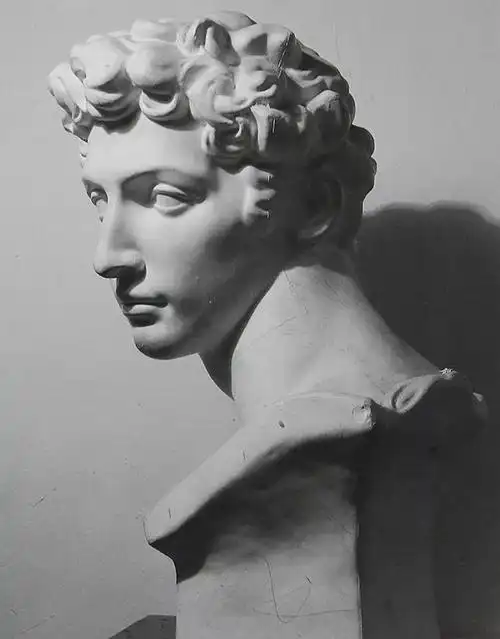 小卫(朱利亚诺·美第奇)_挂云帆