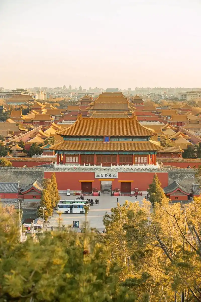 花两块钱站在北京中轴线上看北京!99门票:2元,现场买票会稍 - 抖音