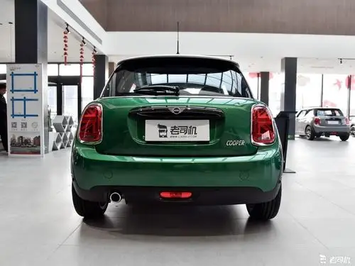 适合女孩子开的车小哥带你一起看mini