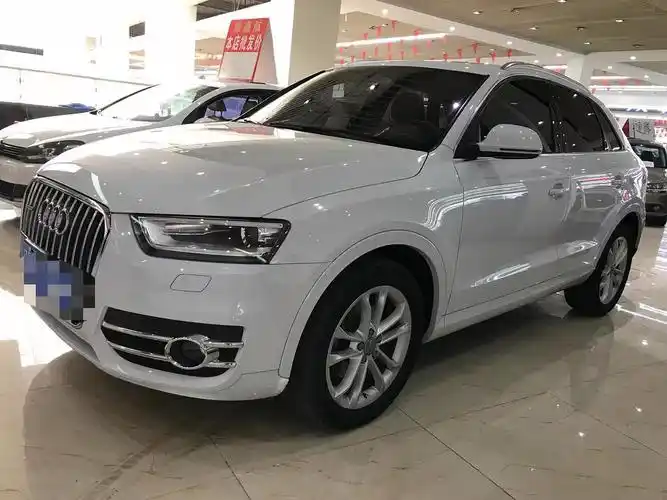 奥迪q3白色一台!后盐车市看车,无水淹.