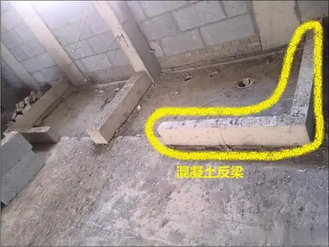 2,卫生间砌筑墙体脚部做反梁这个是很多被忽视的地方,特别是598,798