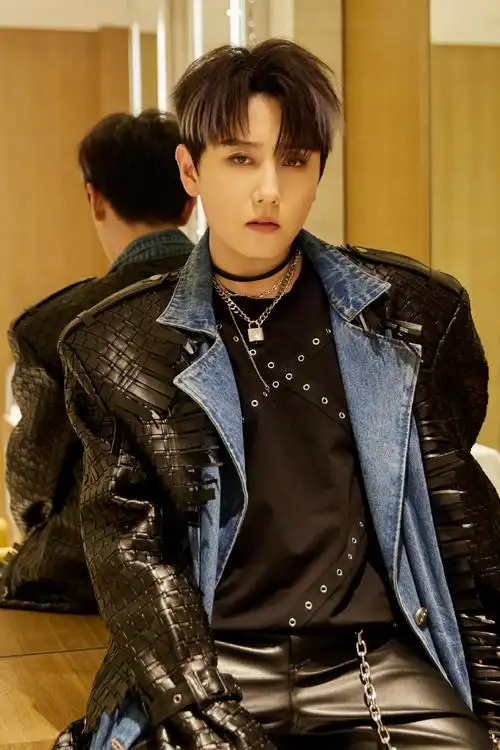 赵泳鑫超话93#赵泳鑫日落派对全国巡演#@mic赵泳鑫steelo「日落派对