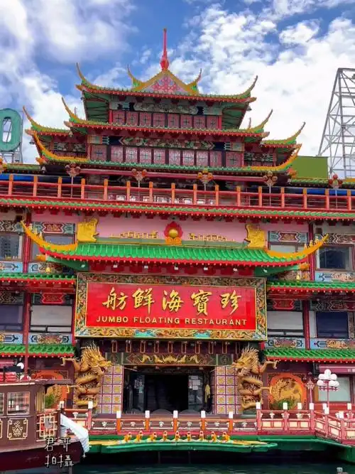 具体要拖到哪里,还是一个谜,#香港 #珍宝海鲜舫