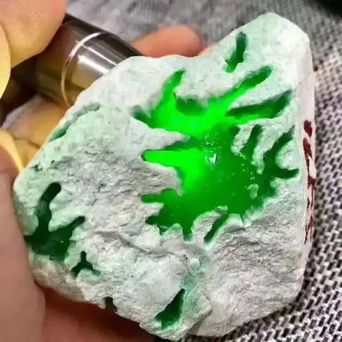 哪里加工翡翠便宜 翡翠原石去哪里加工-神木生活热线