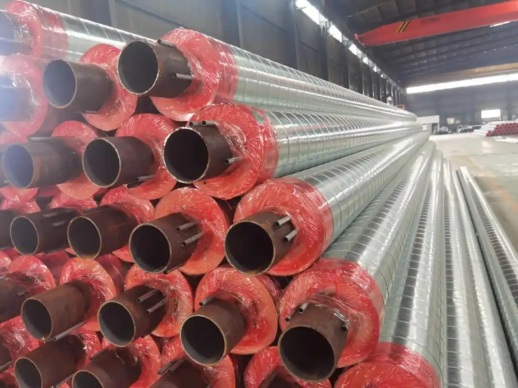 黑夹克保温钢管外套管焊接时需先将接口管纵向剖开,然 - 抖音