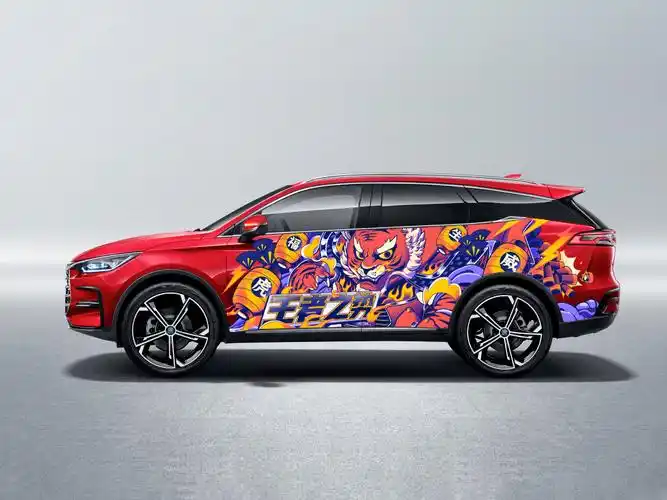 左右滑动 查看更多👇 车贴原作 👇📢 创意阐释