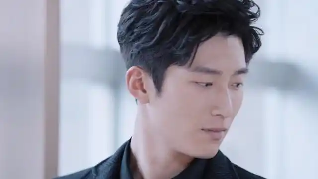 《海上繁花》李沁哭戏获赞,与男主窦骁感情升温,却又因这事误会