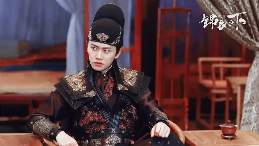 壁纸-修图丨- -丨16p截修-锦衣之下丨- -丨陆绎-任嘉伦丨 -丨陆大人穿