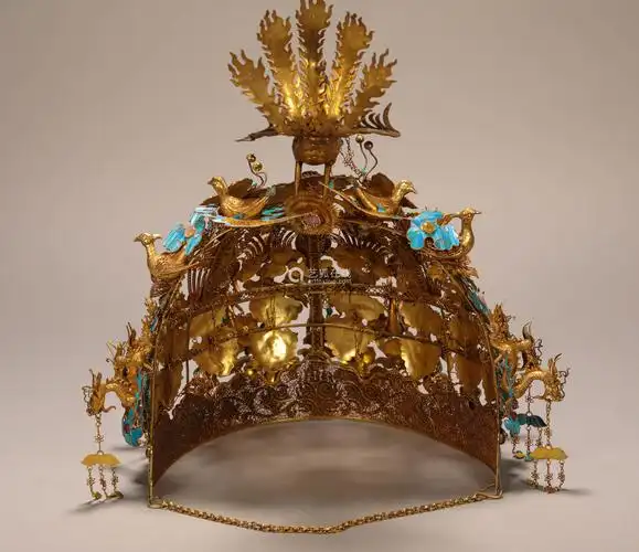 清代点翠龙凤冠