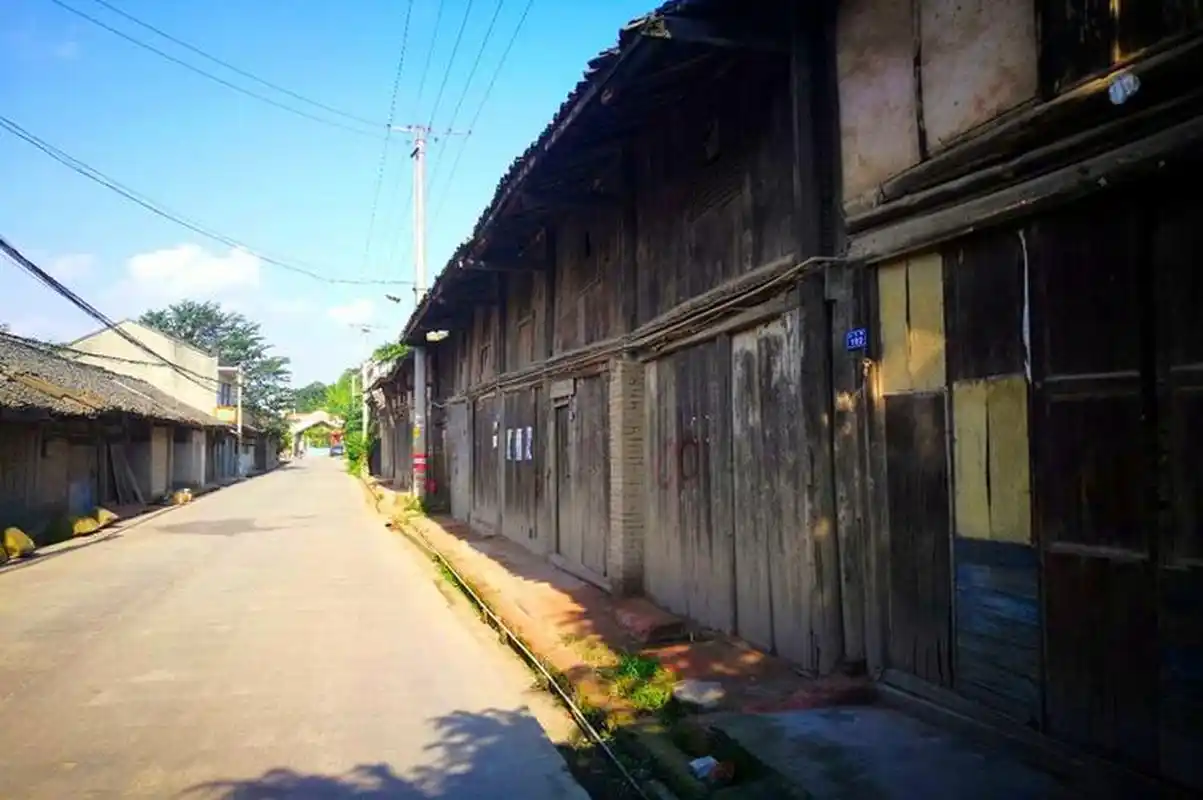 眉山江口古镇,探寻历史的痕迹  想要寻找四川的隐藏宝藏,彭山县城东北