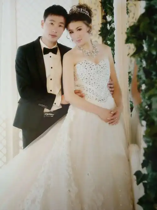 org/1999/xhtml">    张文学,王颖结婚请柬吉日:2015-08-08      倒