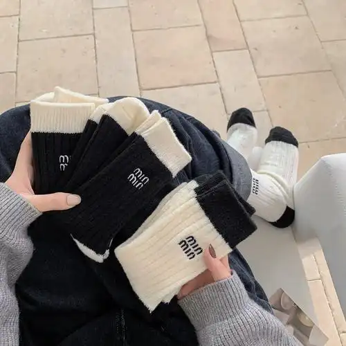 羊毛袜子女中筒袜ins潮网红款加厚保暖堆堆袜冬天百搭月子长筒袜