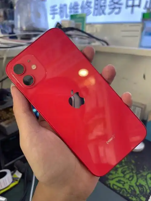 iphone12红色128g国行二手靓机