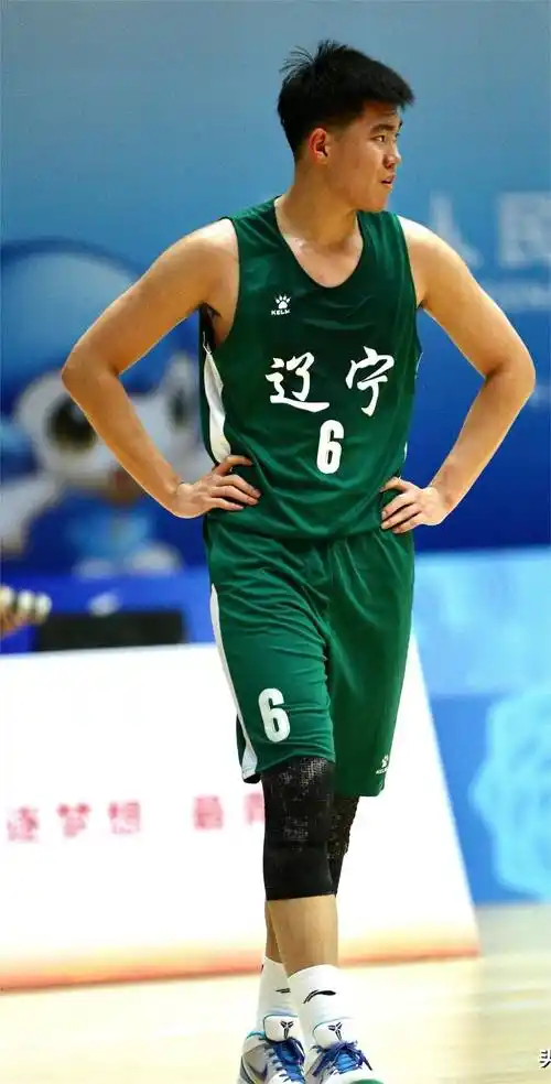 耐高排名第一球员加入辽宁男篮,李晓旭接班人现身,今夏将随辽宁集训