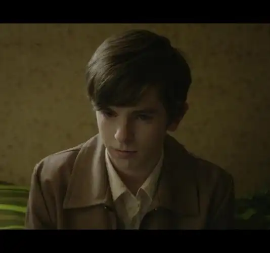 弗莱迪·海默 吐司 自截