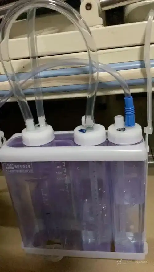 求助气胸三腔水封瓶