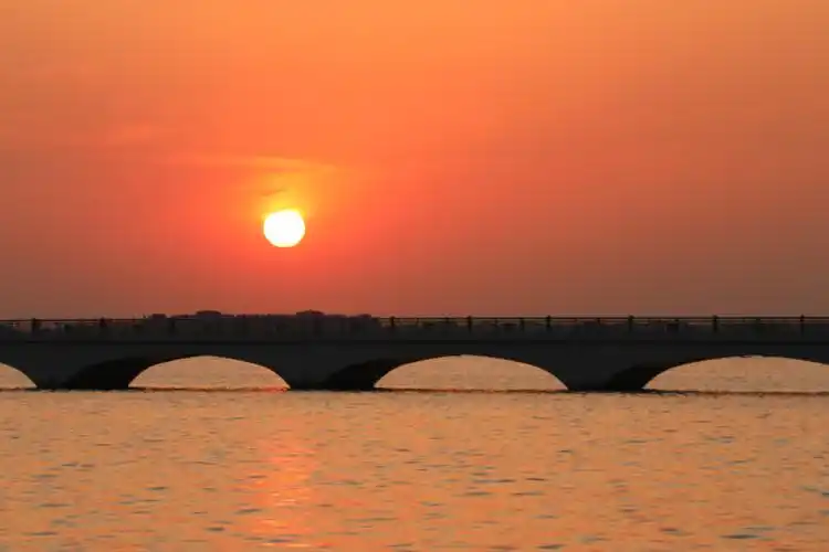 彩虹桥,夕阳红 - 美篇