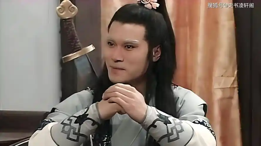 此刻,南清宫内气氛紧张,八王赵德芳正襟危坐,小五义,小七杰齐聚一堂