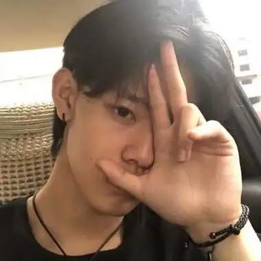 很帅气最新酷拽的男头合集-男生头像-糖果壁纸