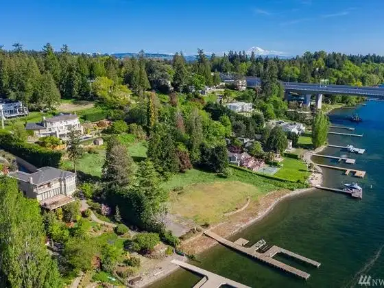 美国西雅图麦地那土地