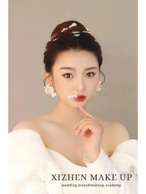 适合圆脸的新娘发型