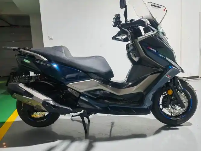 中型踏板光阳赛艇s350