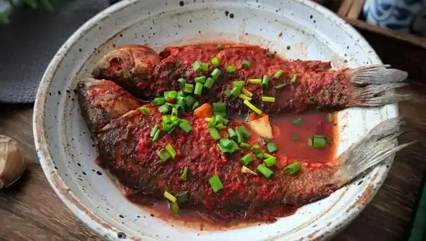 闽菜的代表之一:红糟鱼,福建的一种特有风味