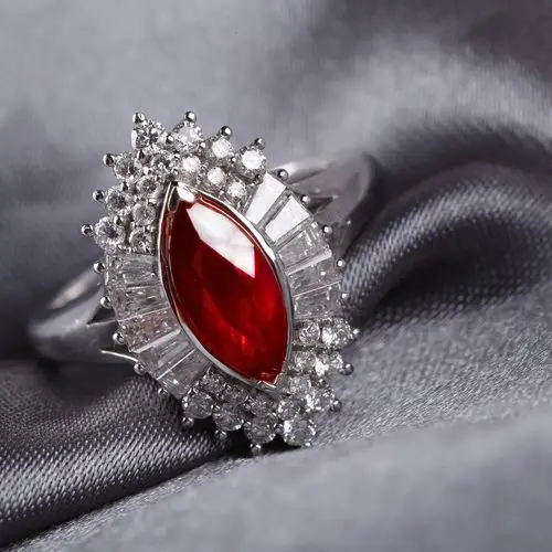 信语首饰厂家批发18k金镶嵌鸽血红红宝石戒指精品鸽血红戒指