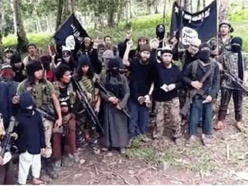 马来西亚警方逮捕11名恐怖组织嫌疑人