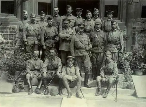 慈禧太后能垂帘听政因为一个人