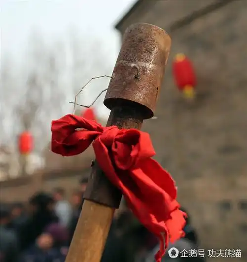 关中民俗"放铁炮" 以后可能就见不到了